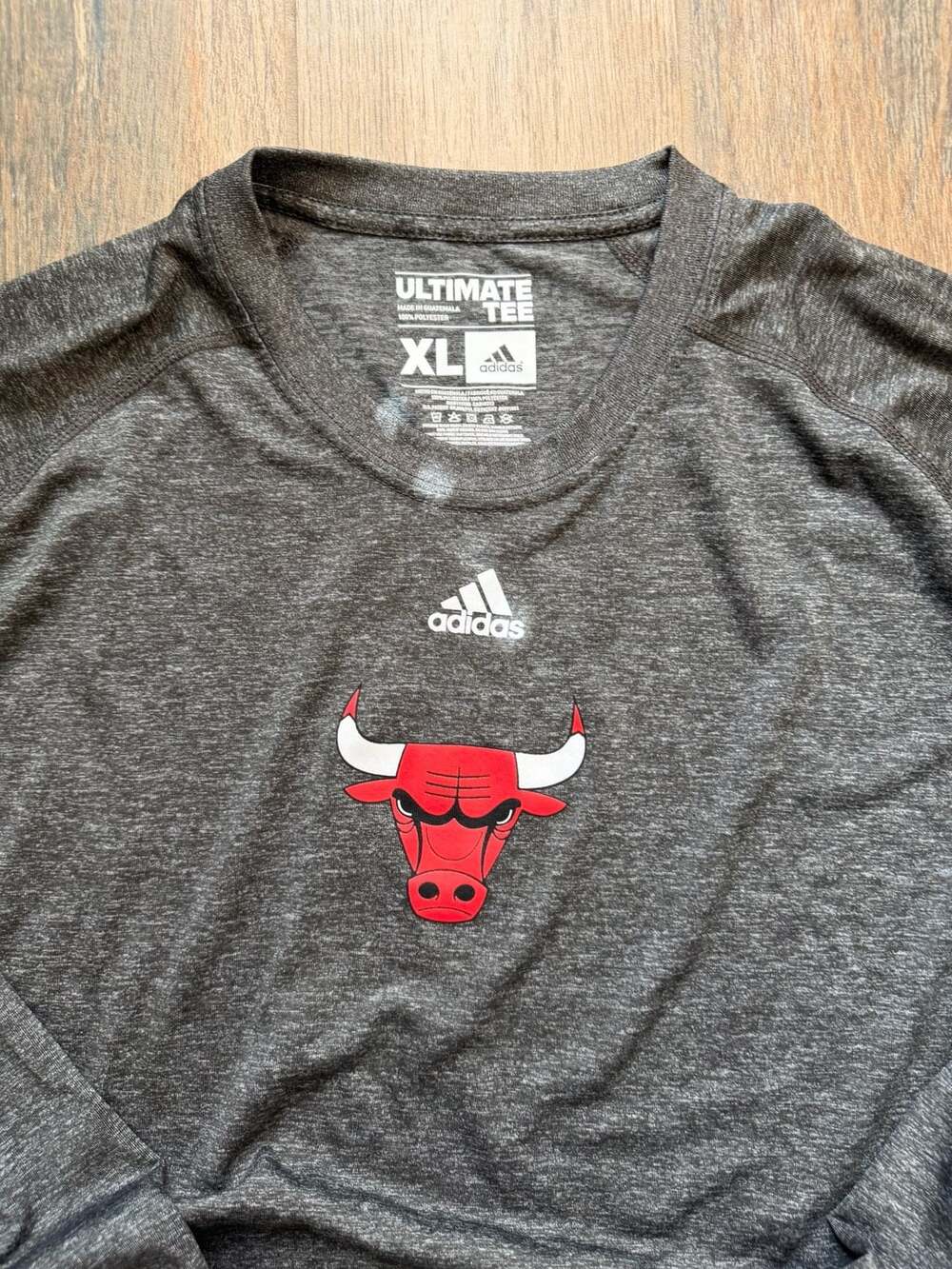 Adidas Chicago Bulls Ultimate Tee Size XL Gray Long Sleeve